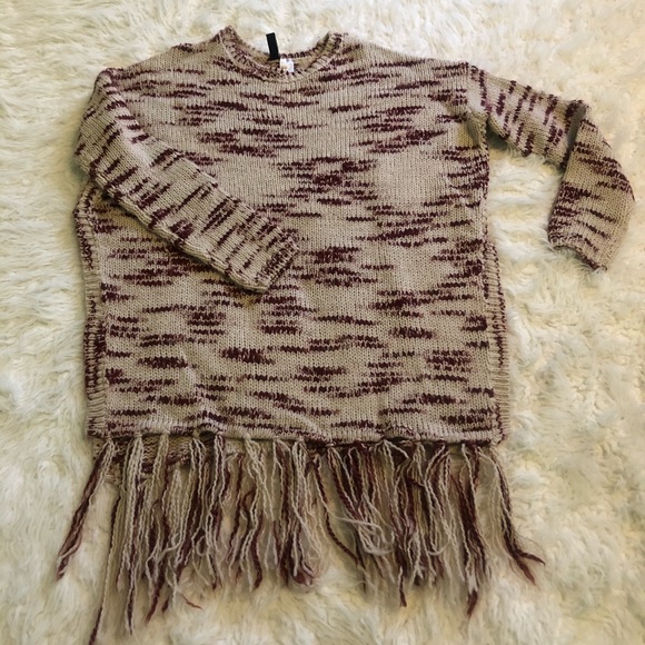 H&M Sweater - Picture 6 of 10